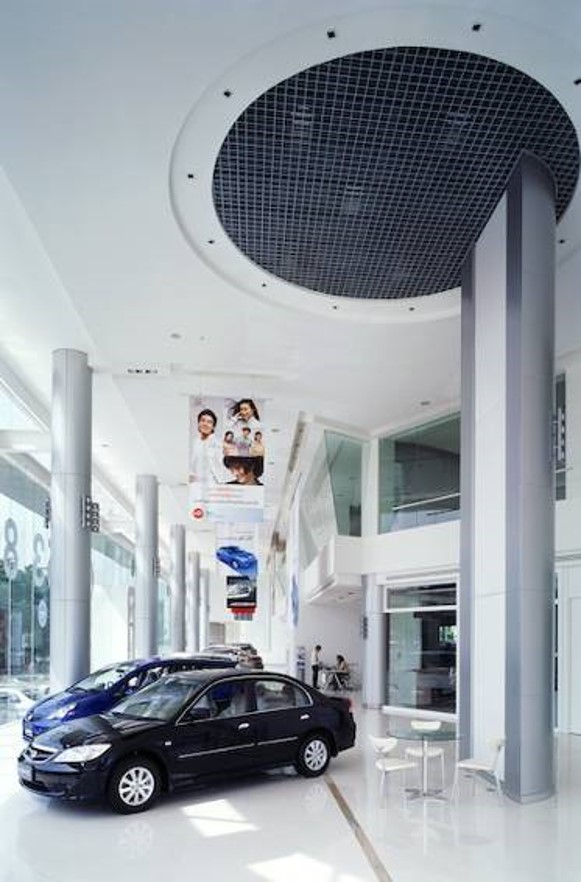 HONDA CAR SHOWROOM