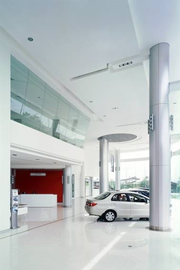 HONDA CAR SHOWROOM