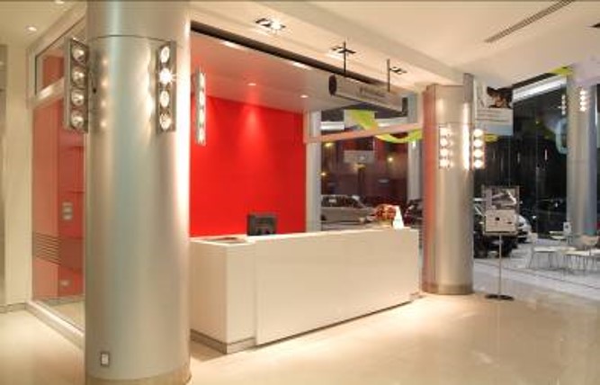 HONDA CAR SHOWROOM