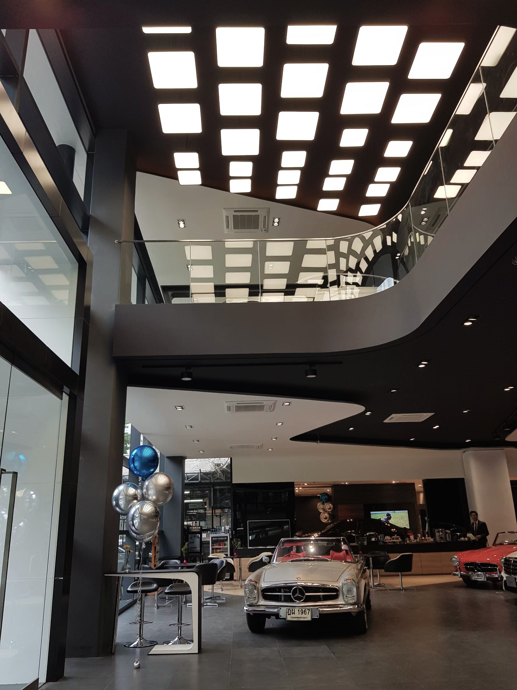 Mercedes-Benz Showroom Thonglor