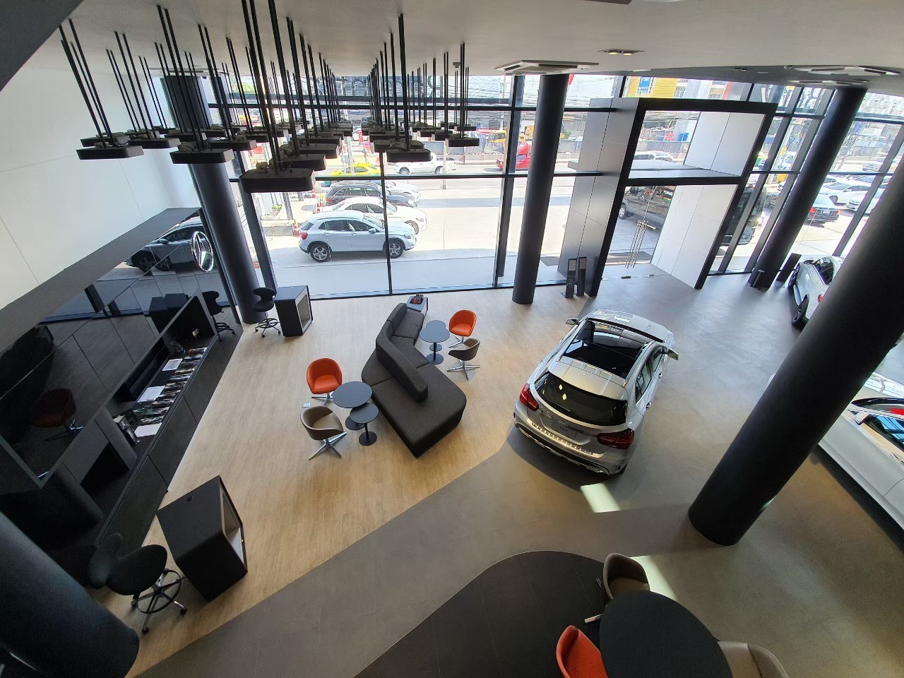 Mercedes-Benz Showroom Ramintra